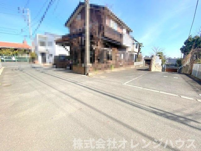 【前面道路含む現地写真】 | 厚木市恩名二丁目　売地　建築条件なし