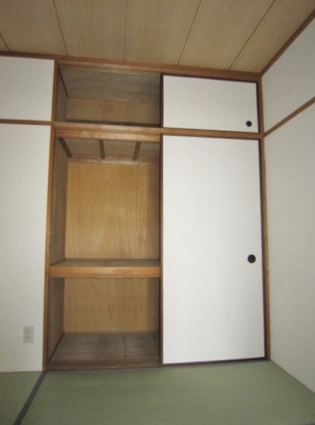 パールハイツの収納