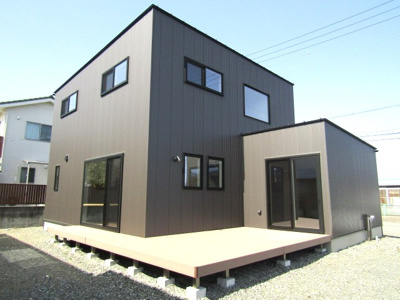 【外観】 | 中古戸建【未使用】　南アルプス市山寺 | おしゃれな外観です