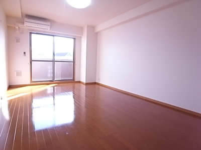 【洋室】 | カーサイリーデ