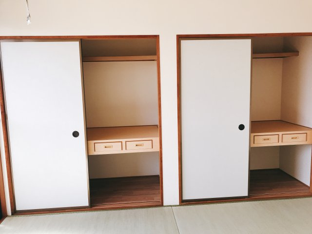 グレイスシャルムの収納|押入