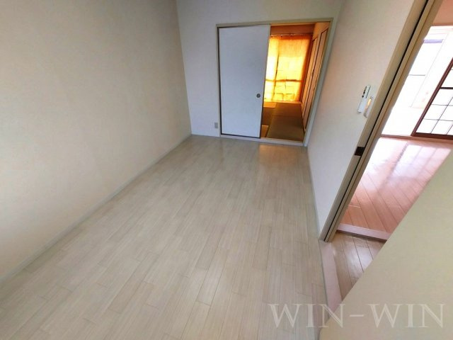 エバーグリーン三ツ相 C棟の寝室