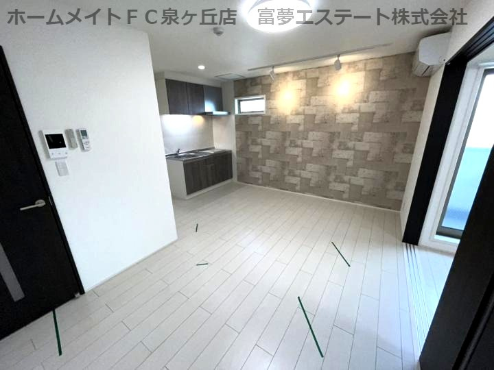 フジパレス泉大津Ⅱ番館の居間・リビング