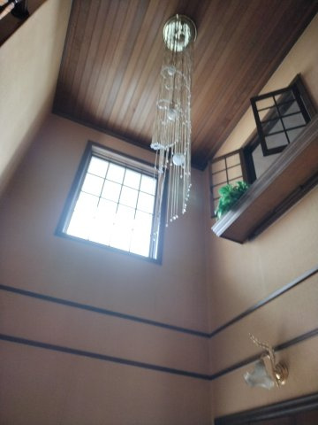 津山市山北　中古住宅　7LDKの玄関