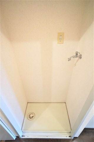 ユーコート東船橋の洗面所|基本ですね室内洗濯機置き場