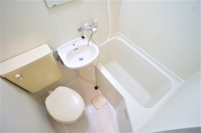 ユーコート東船橋の浴室|バス・トイレ洗面台は一緒です