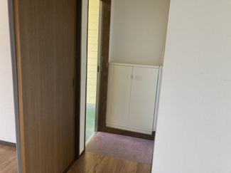 【玄関】 | ラフォーレ石岡C棟