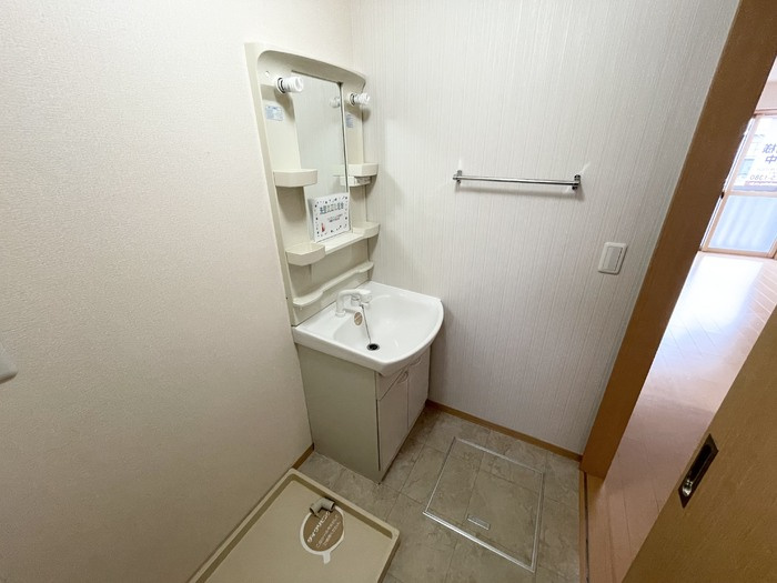 ブランソレイユの洗面所