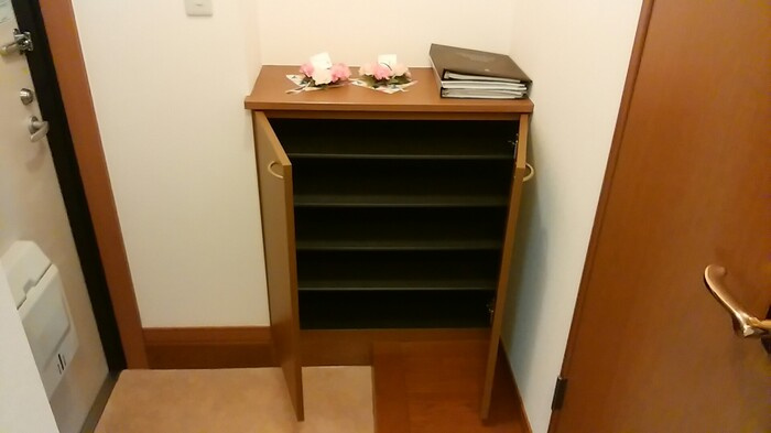 プランドール南の玄関|玄関（内側）