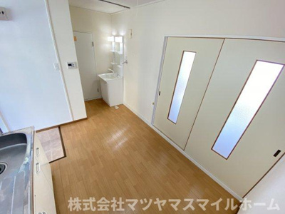 【居間・リビング】 | ロイヤル野崎