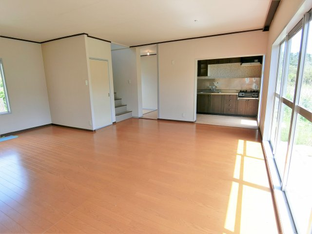 金田貸家の居間・リビング