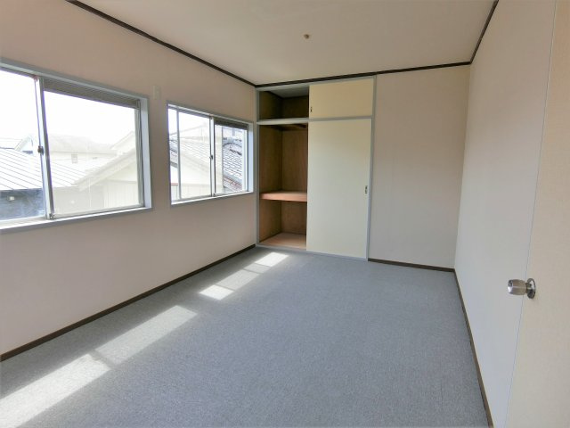 金田貸家の洋室