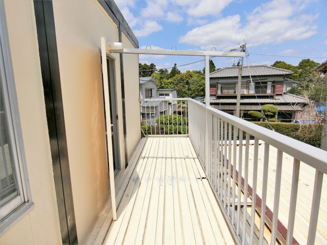 金田貸家のバルコニー