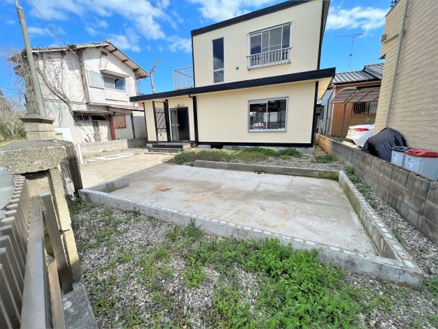 金田貸家の駐車場