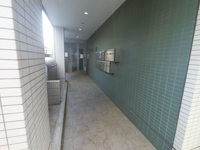 ＬＥＯ弐拾六番館のエントランス