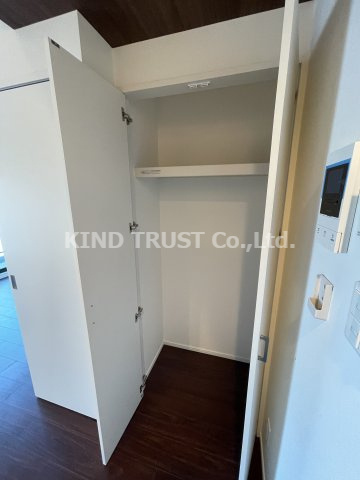 Fortunato 扇町の収納|ちょっとした収納スペースも充実しています