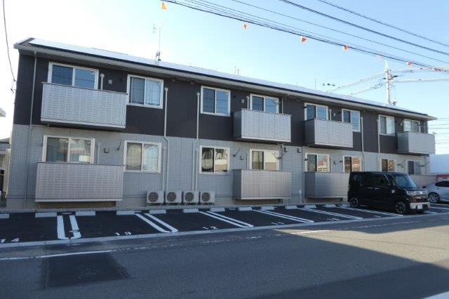 倉敷市老松町１丁目のアパートの外観