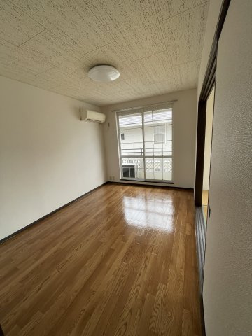 レジデンスITO　B棟の洋室