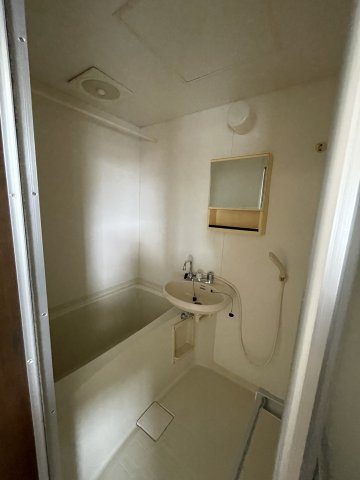 レジデンスITO　B棟の浴室