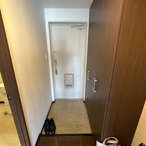 ベルシー室蘭の玄関