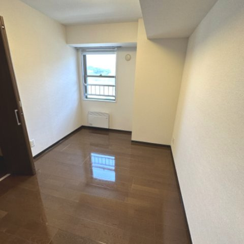 ベルシー室蘭の洋室