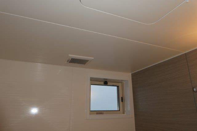 D-room老松の浴室|浴室窓