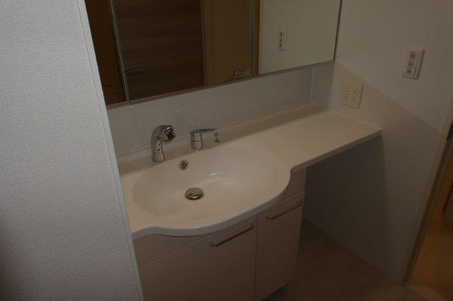 D-room老松の独立洗面台|洗髪洗面化粧台