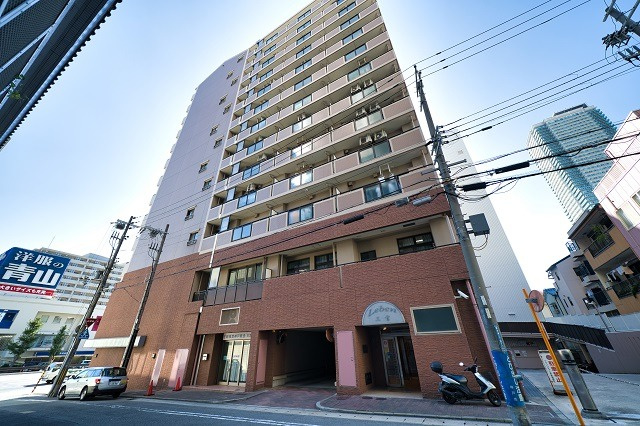 レーベン三宮の外観|きれいな外観です
