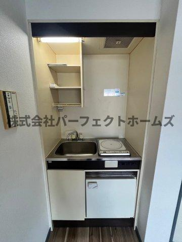 パルメゾンひろⅢのキッチン|コンパクトなキッチンで掃除もラクラク