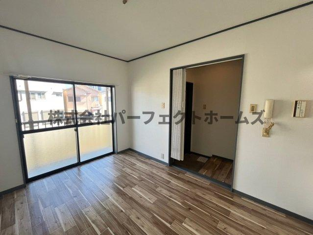 パルメゾンひろⅢの居間・リビング|ゆったりとしたリビングです