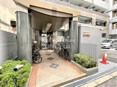 【エントランス】 | シャルマンフジ・アニエス本町 | エントランスへのアプローチ♪