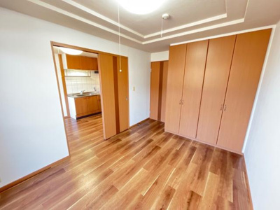 【洋室】 | セカンド・パレス