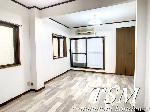 フロール館香里の寝室