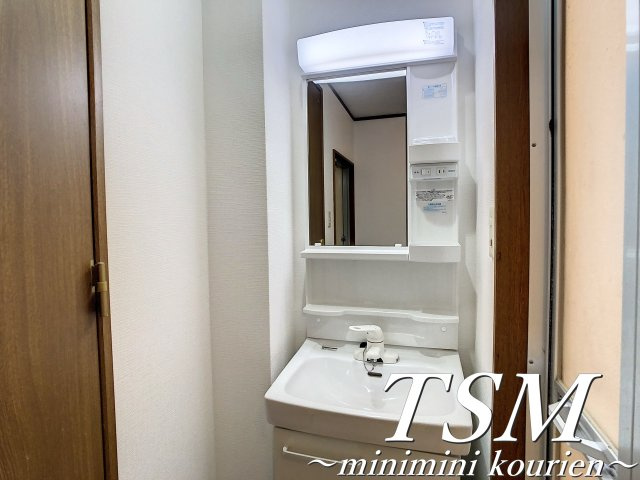 フロール館香里の独立洗面台