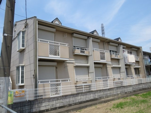 アネックス氷川の外観