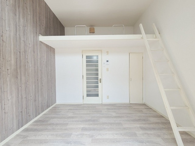 【洋室】 | ニューキャリッジ