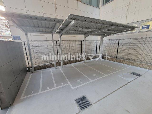 エステムコート大阪福島Ⅱレイヤーの駐車場