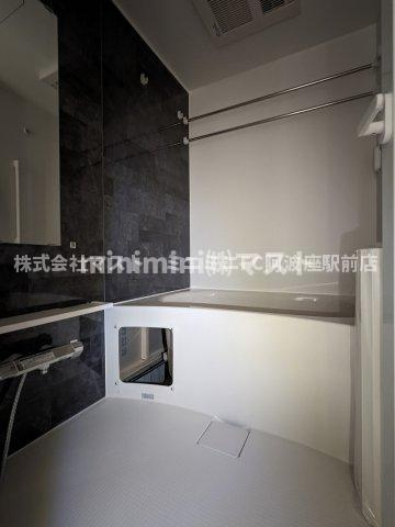 エステムコート大阪福島Ⅱレイヤーの浴室