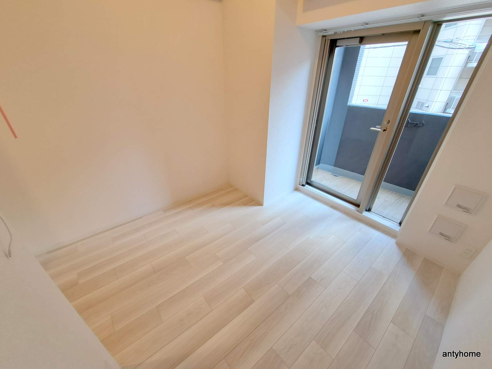 エスリードレジデンス大阪福島フロント 仲介手数料無料の寝室