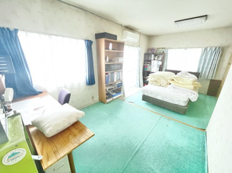 【その他】 | 石原町　中古戸建て | ■2階洋室／L字型で広々、自由な使い方が可能です！