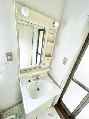 【独立洗面台】 | 石原町　中古戸建て | ■使いやすい独立洗面台です！