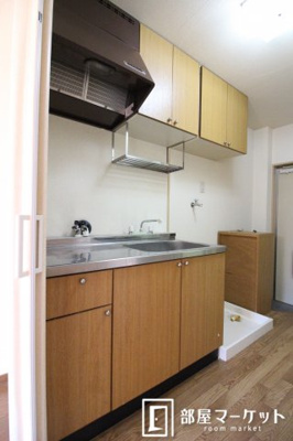 【キッチン】 | コーポ・サンシャイン | 同型タイプ