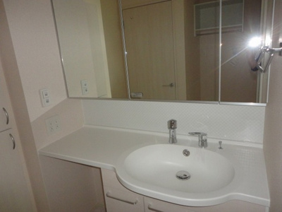 【洗面所】 | リバージュハイツⅢ | 洗髪洗面化粧台