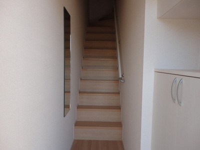 【玄関】 | リバージュハイツⅢ | 室内階段