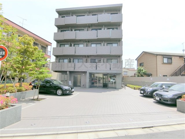 ルーブル西蒲田参番館の外観