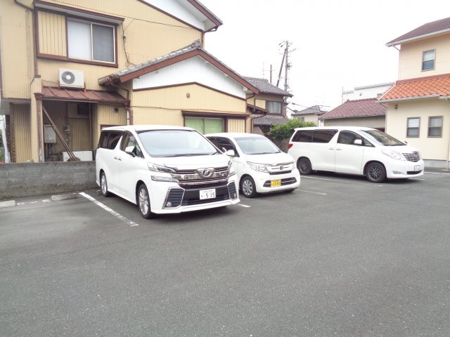 ⑨入野町16447-7駐車場の外観