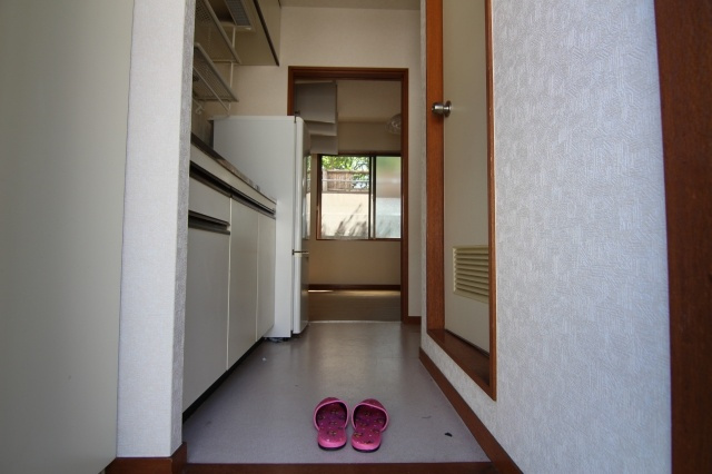 橘館の玄関