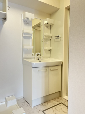 【洗面所】 | starts