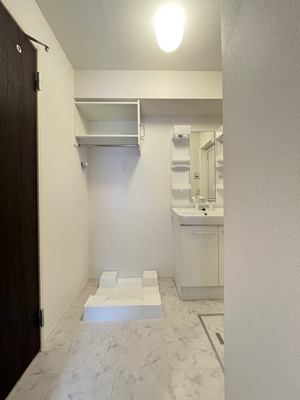 【洗面所】 | starts