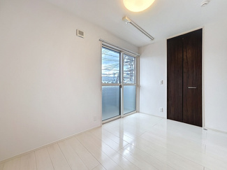 【居間・リビング】 | starts